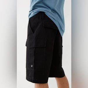 Men’s True Religion Cargo Shorts Size: 38 Waist / Color: Onyx (Black)
